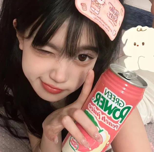 血红溅白纱
